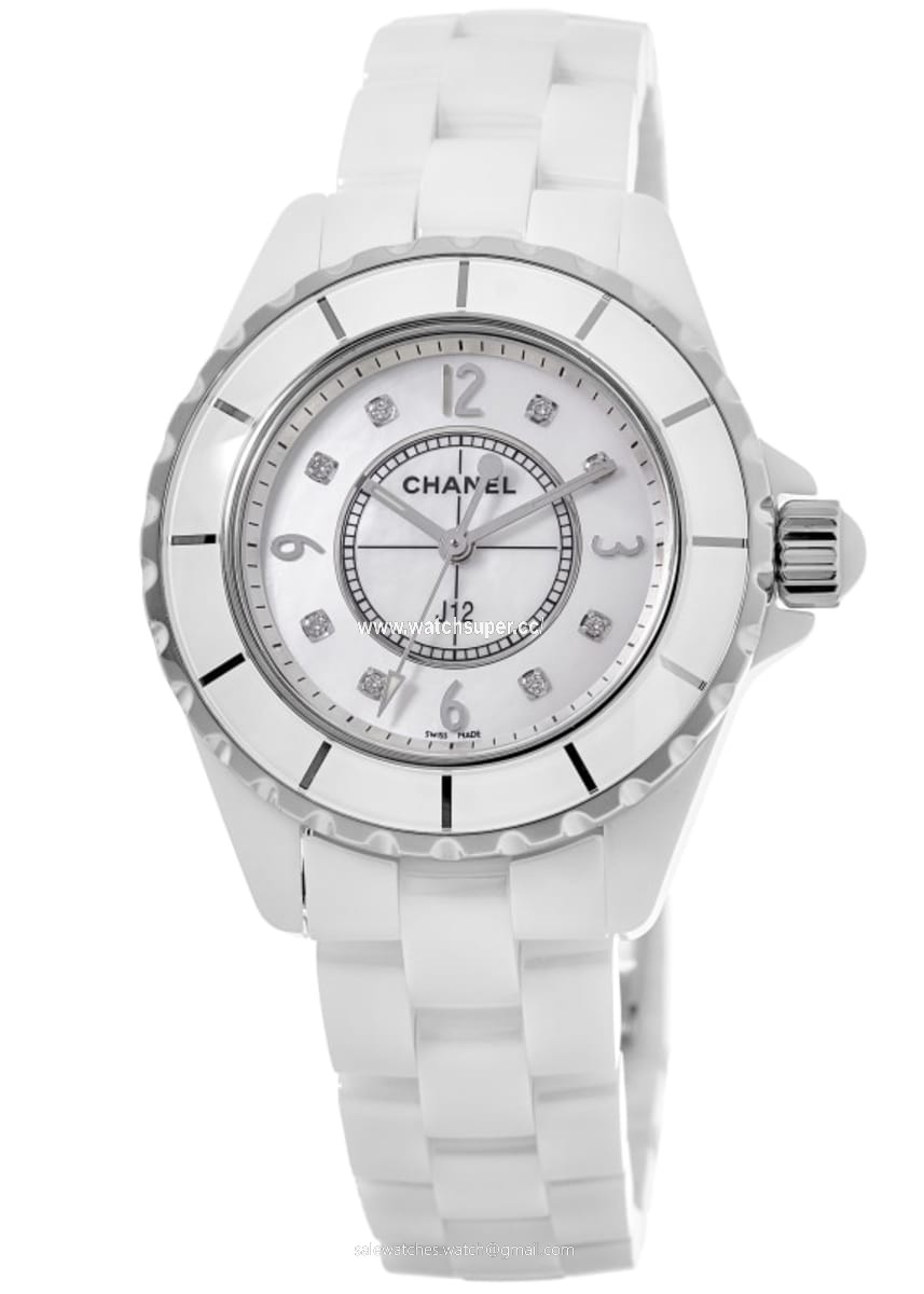 Chanel J12 Classic H2422 Ceramic 1