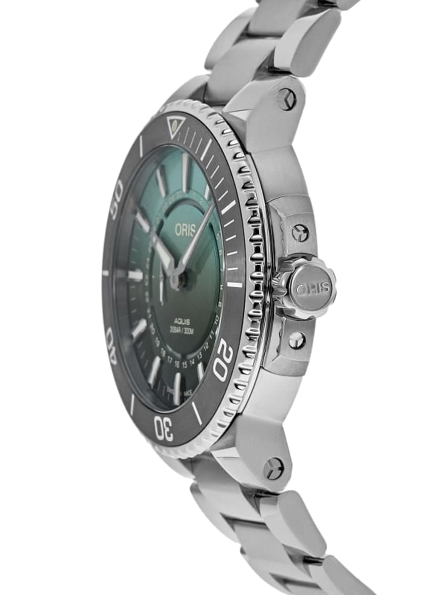 Oris Aquis Small Second, Date 01 743 7734 4197-SET Stainless Steel 3