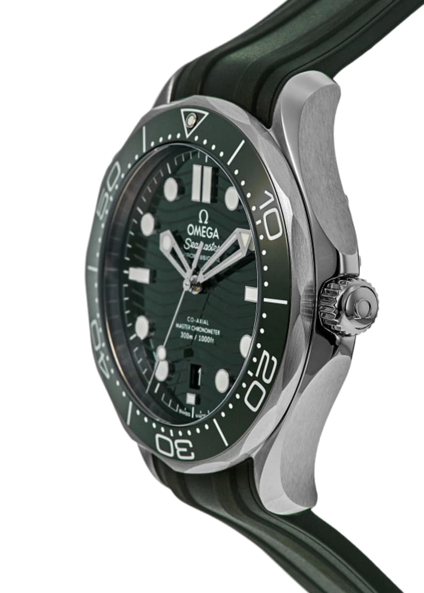 Omega Seamaster Diver 300M 210.32.42.20.10.001 Stainless Steel 3