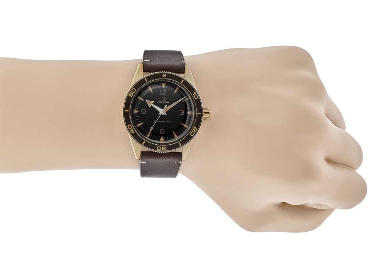 Omega Seamaster 300 234.92.41.21.10.001 Bronze 3