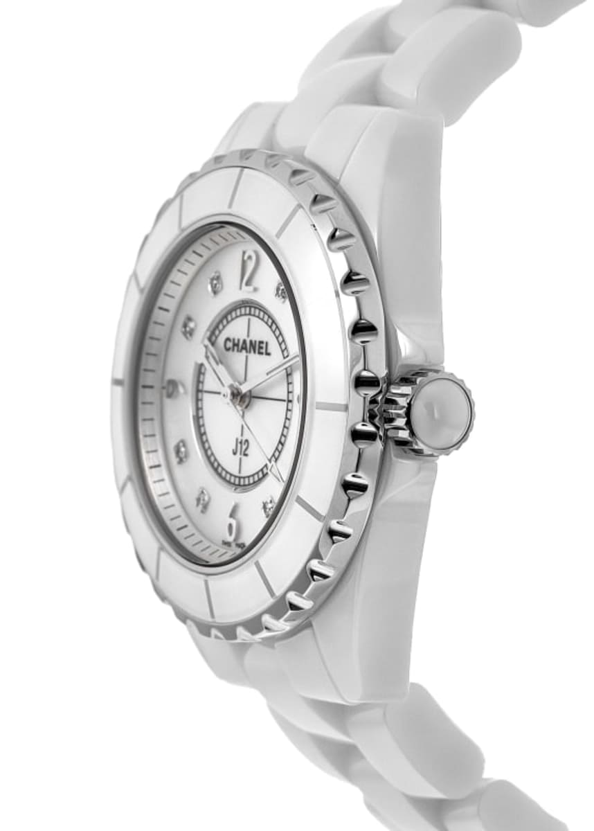 Chanel J12 Classic H2422 Ceramic 3